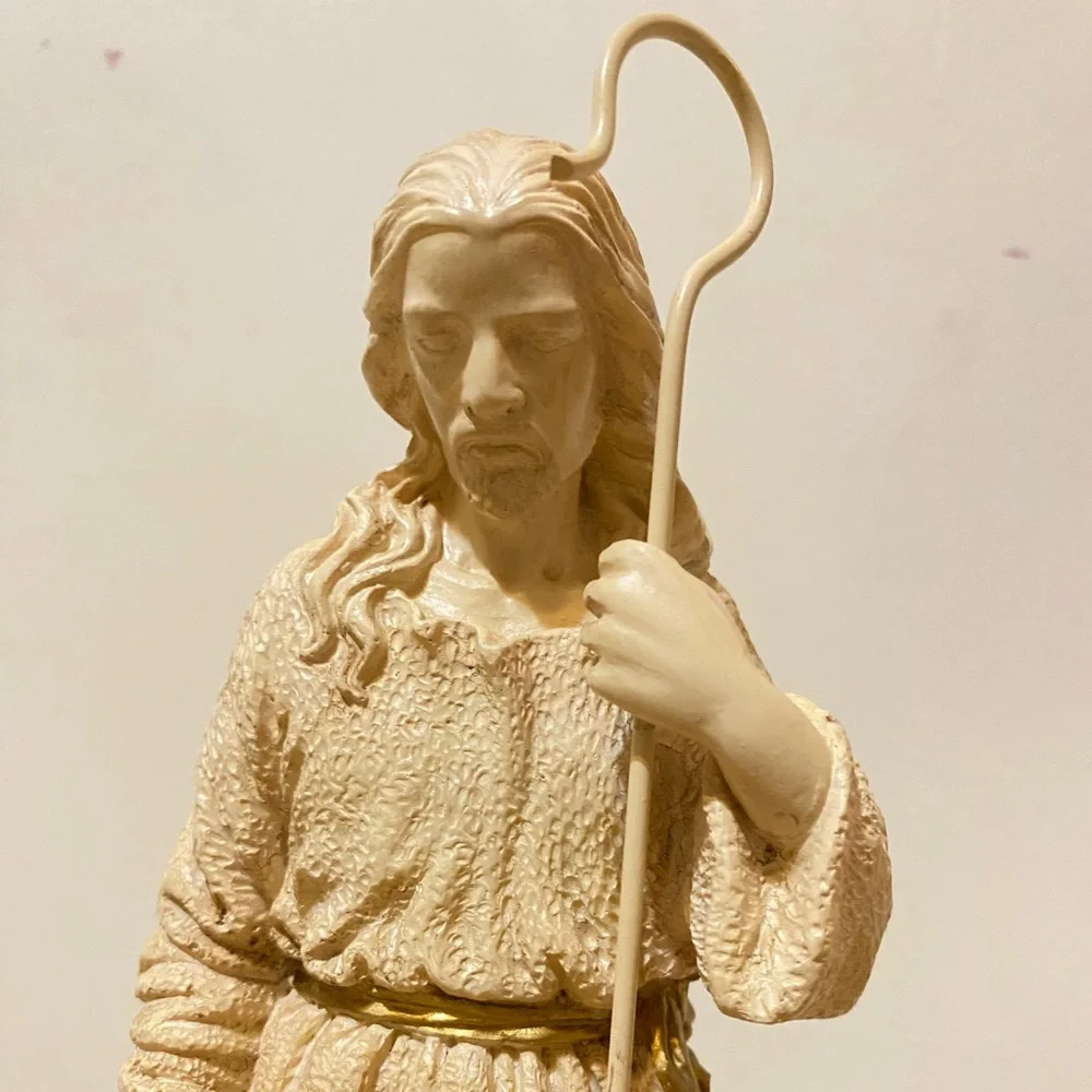 💫 10” Tall Shepherd with Lambs Statue - Picture 2 of 12